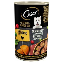 CESAR Natural Goodness w terynie 400g bogata w kurczaka z dodatkiem słodkich ziemniaków, groszku i żurawiny