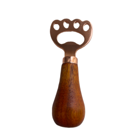 Zabawny otwieracz do butelek z łapą kota